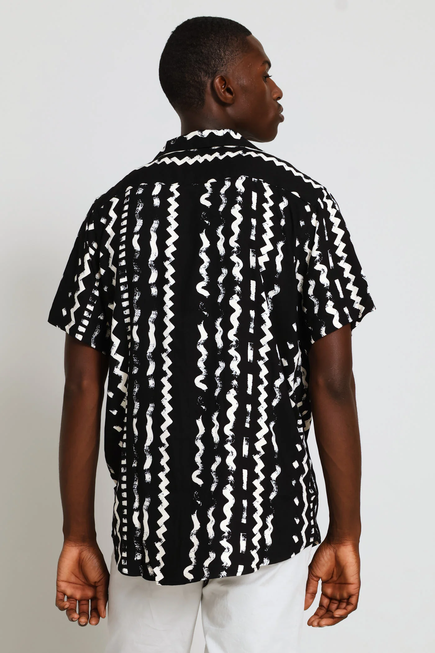 Wavy Viscose Shirt - Black - Image 5