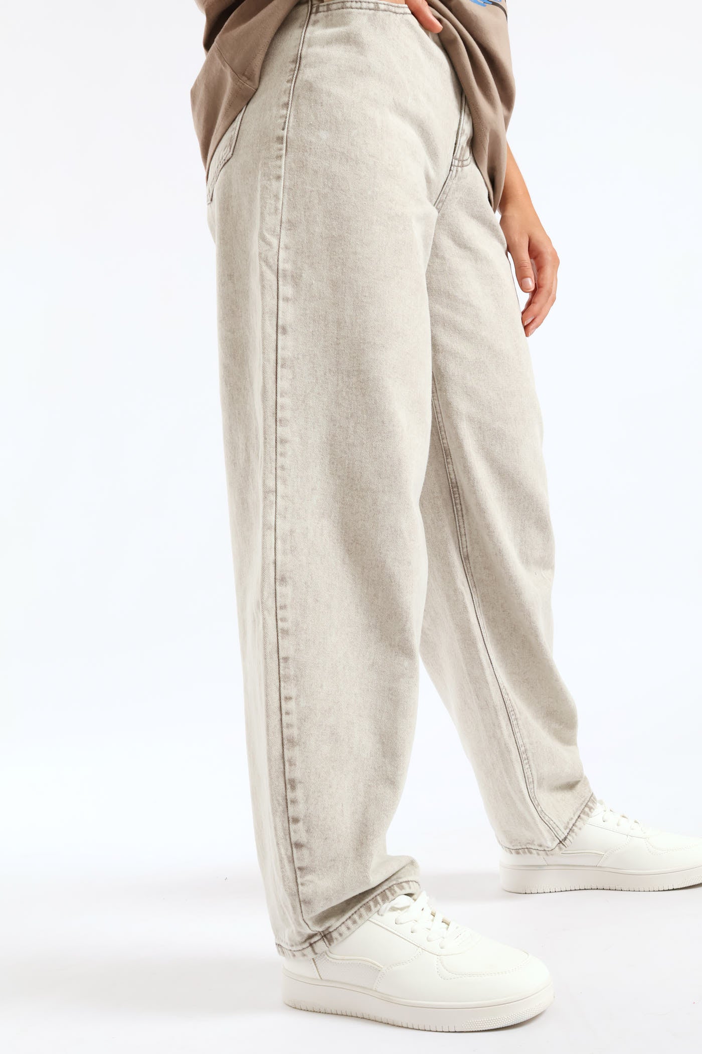 Wide Baloon Denim - Ice Grey - Image 3