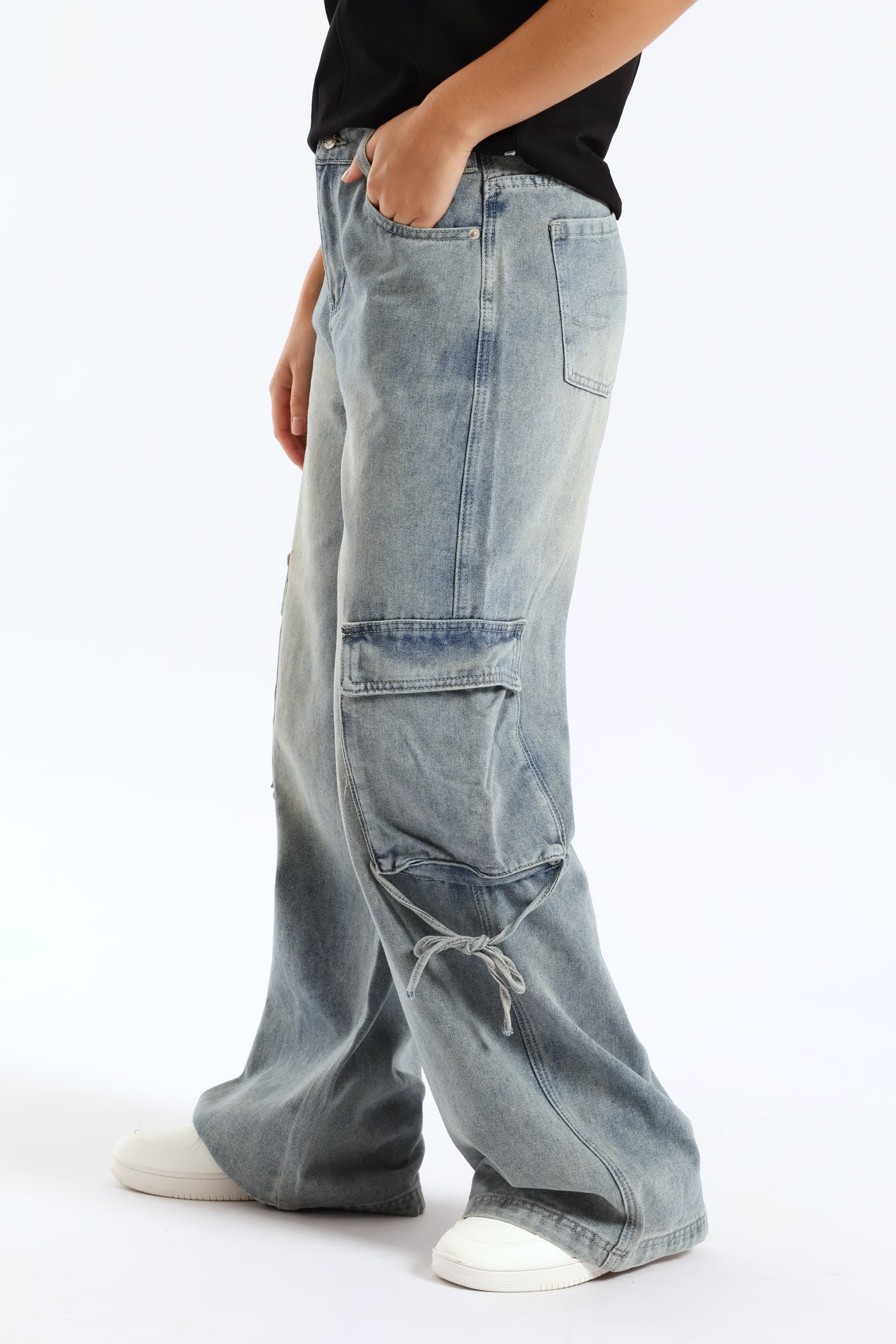 Wide Leg Denim - Light Wash - Image 4