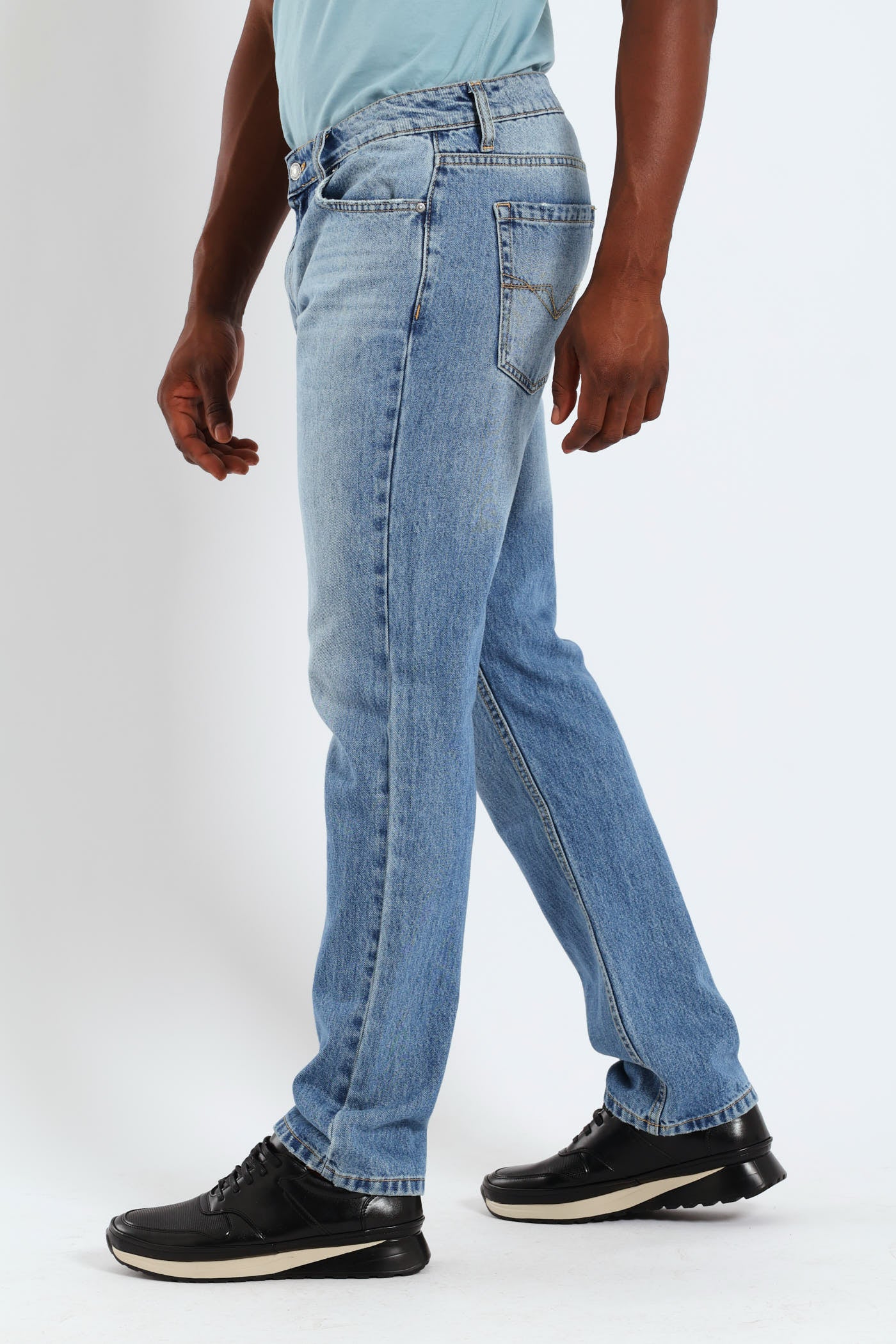 Will Slim Tapered Jean - Light Stonewash - Image 9