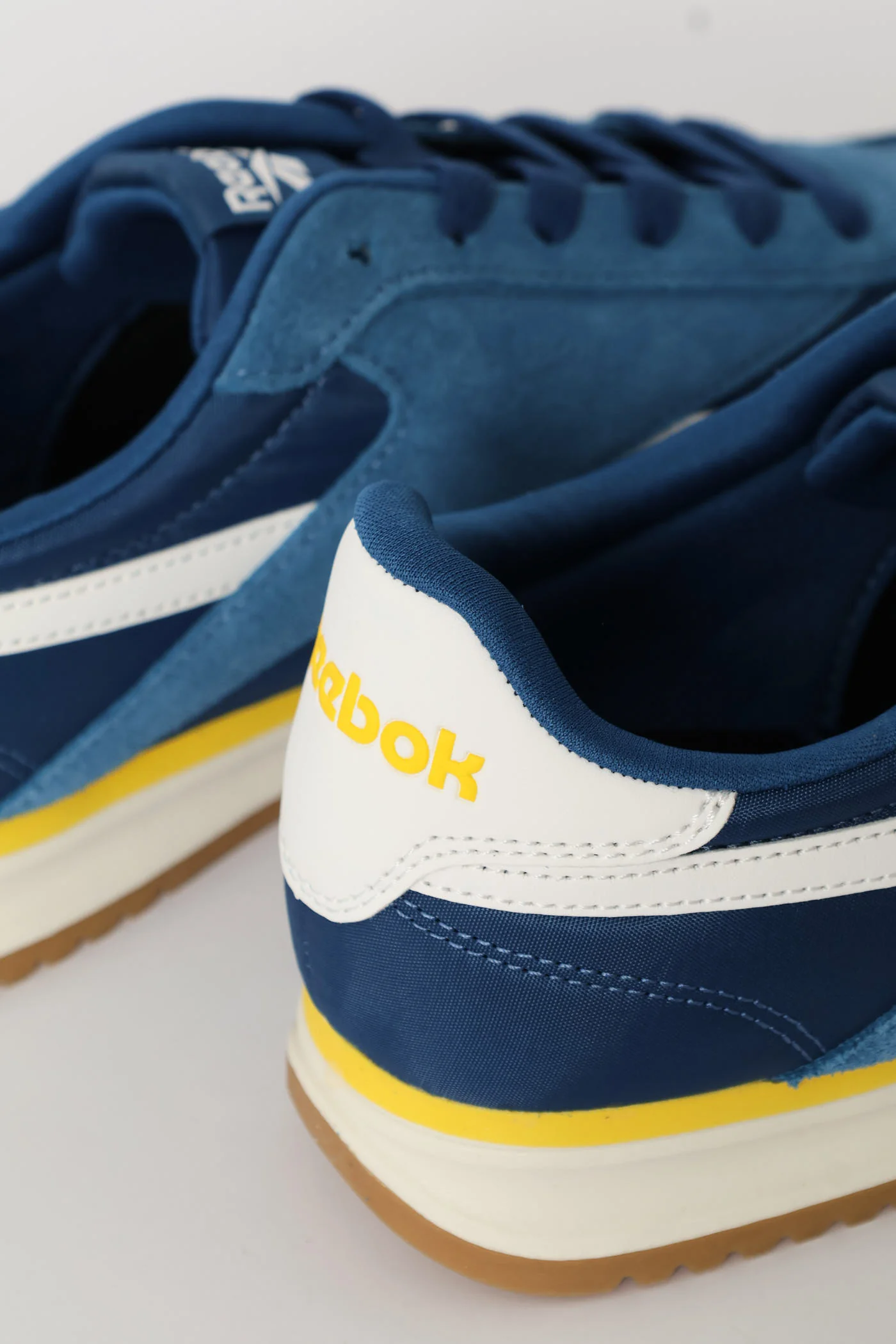World 70 Retro Trainer - Navy - Image 5