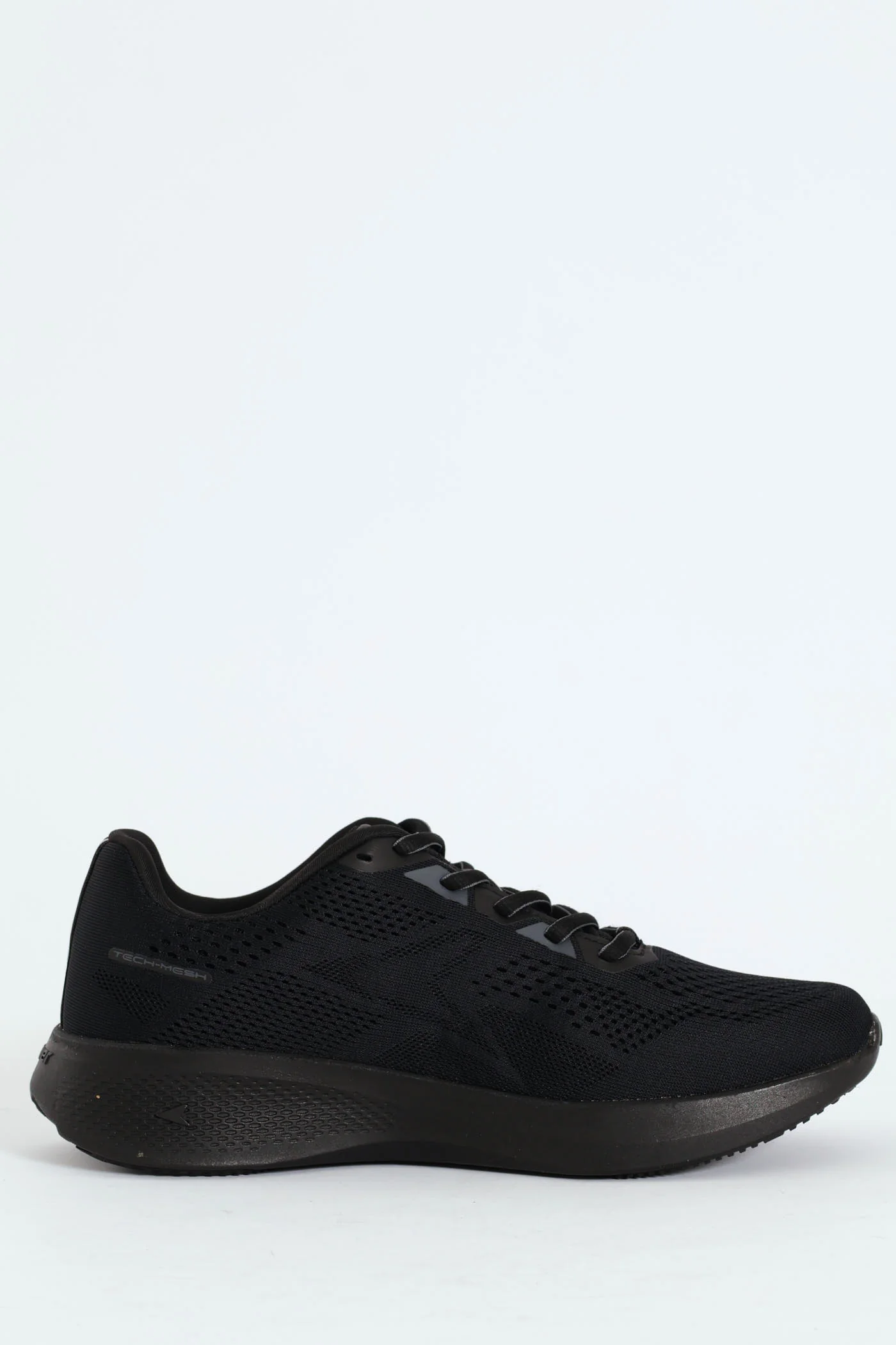 Xorise Plus 100 Engineered Mesh Trainer - Black - Image 3