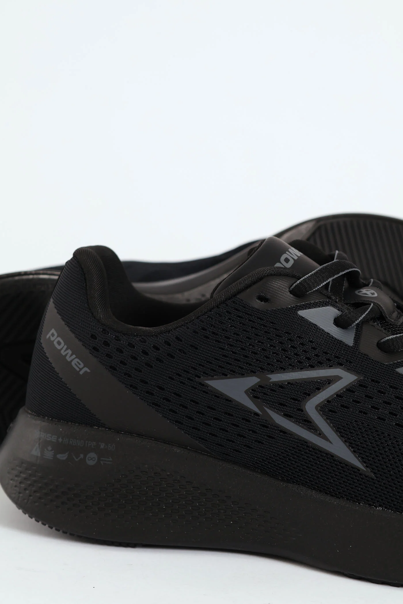 Xorise Plus 100 Engineered Mesh Trainer - Black - Image 6