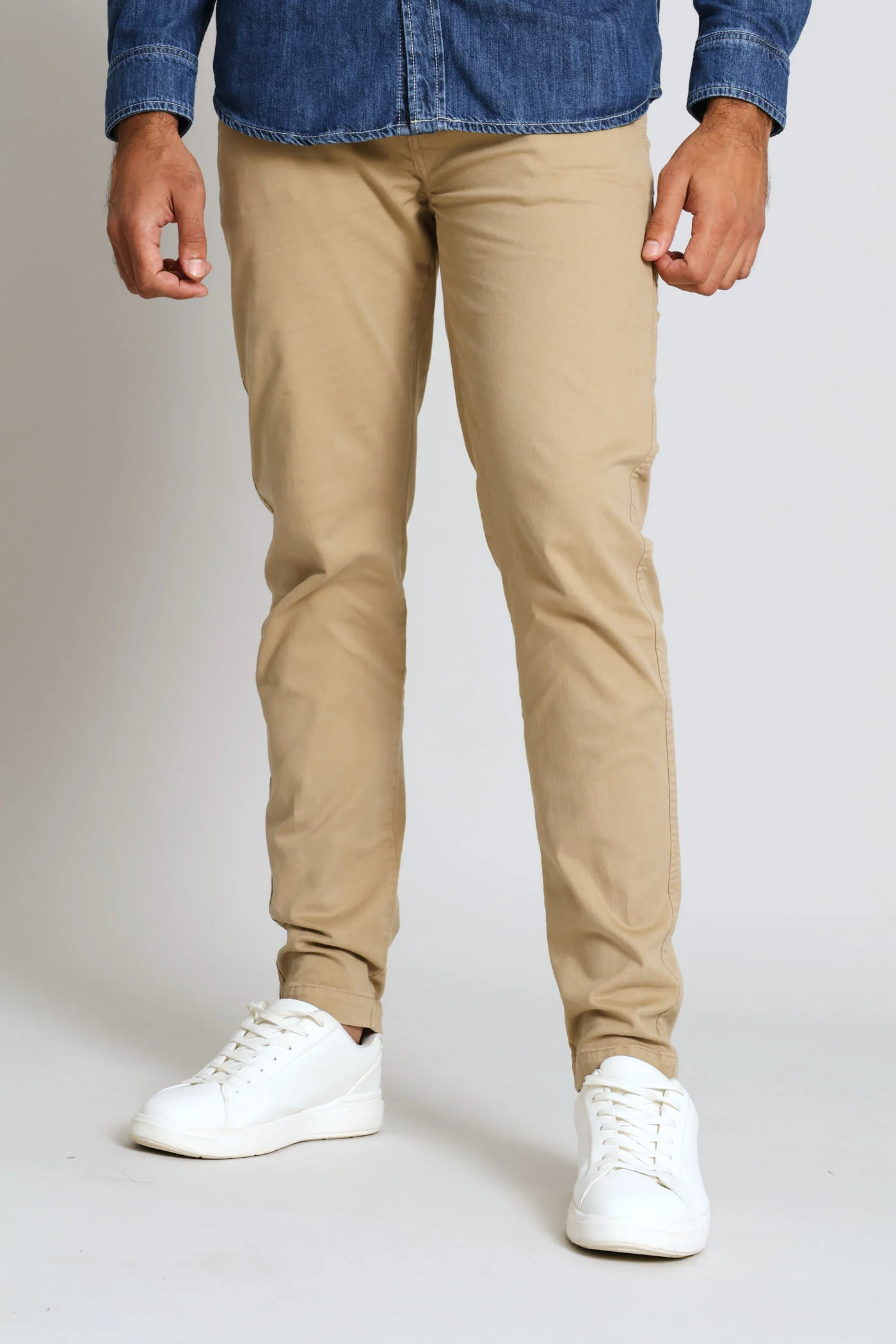 Xx Chino Std Iii Za True Chino - Khaki - Image 2