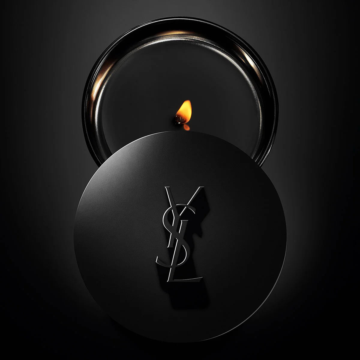 6 Place Saint Sulpice Candle - Le Vestiaire Des Parfums - 220g - Image 3
