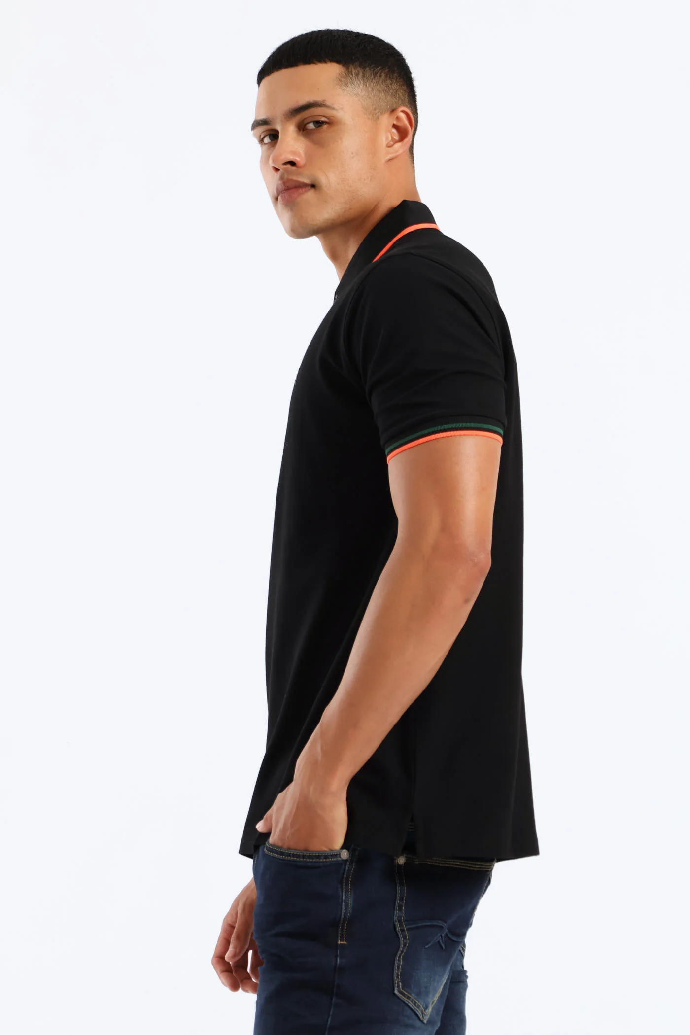 Yuno Golfer - Black - Image 3