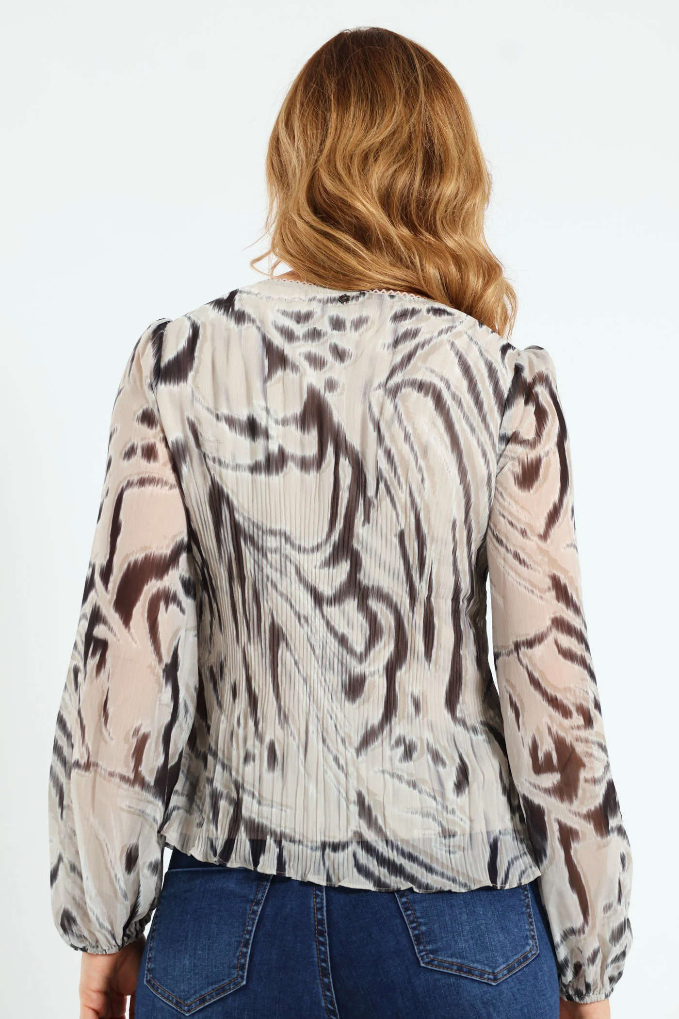 Yvette Long Sleeve Pleating Top - Black/White - Image 4